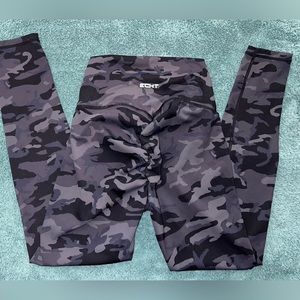 ECHT SCRUNCH LEGGINGS CAMO